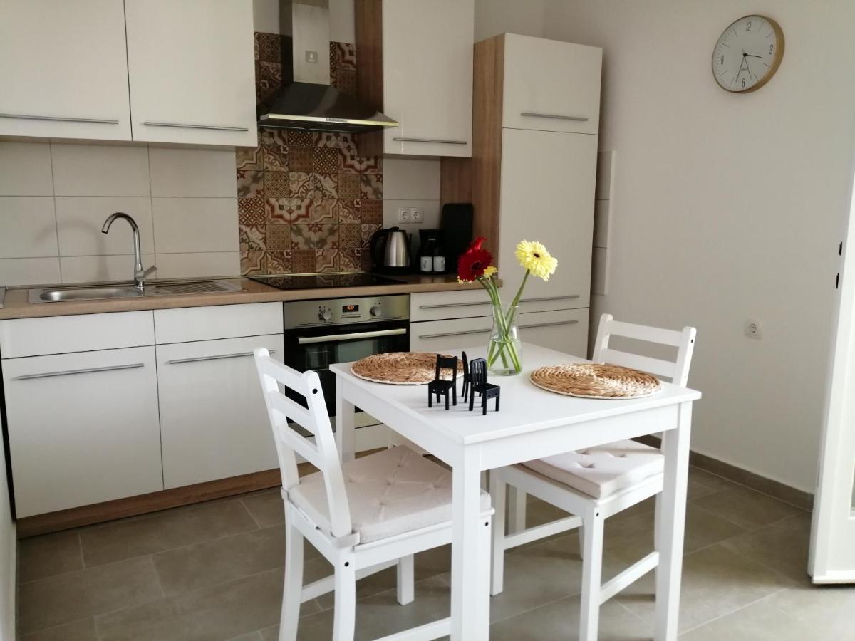 זאדאר Apartment Angelina Free Public Parking מראה חיצוני תמונה