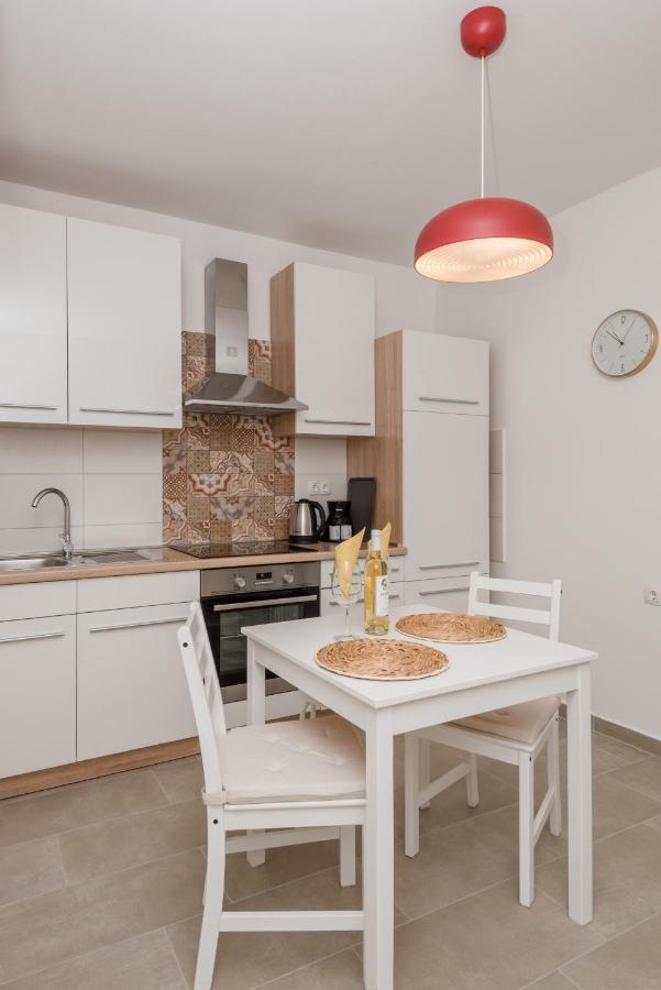זאדאר Apartment Angelina Free Public Parking מראה חיצוני תמונה